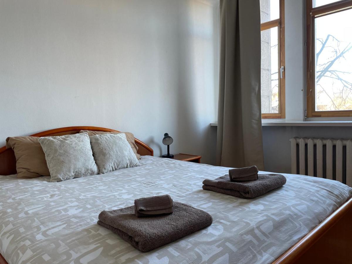A Cozy Apartment With A Wonderful View Of The River In The Old Town Of วิลนีอุส ภายนอก รูปภาพ